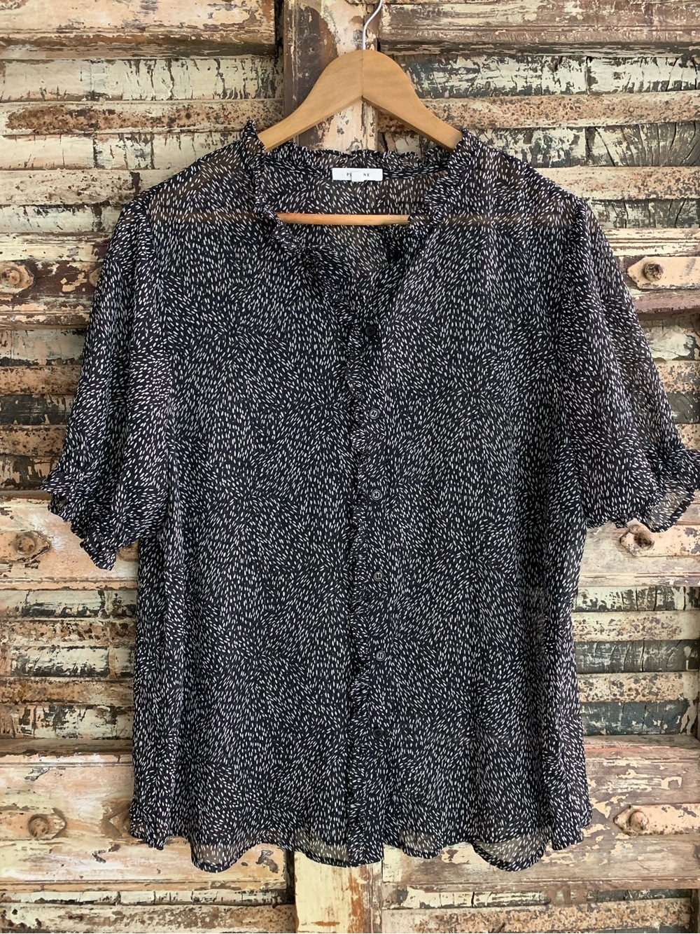 Pleione Anthropologie Black & White Short Sleeve Button-Up Ruffle Shirt, XL